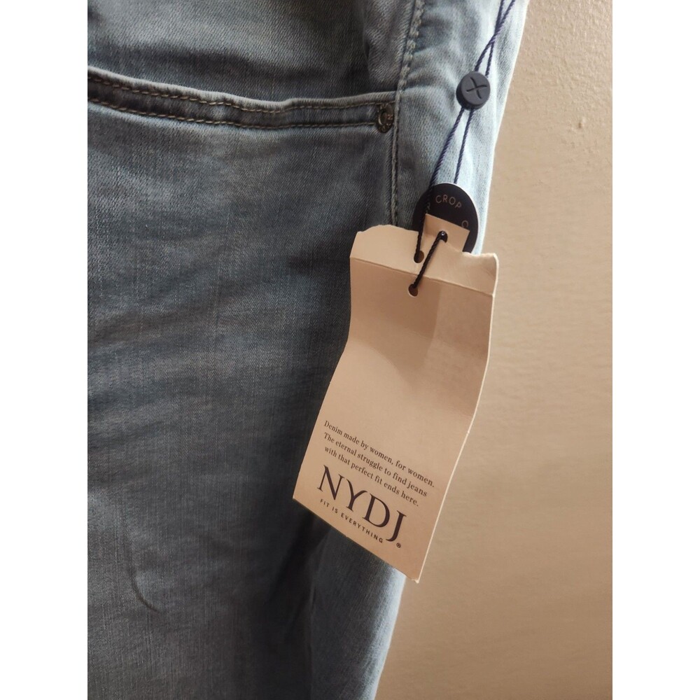 NYDJ Light Wash Blue Marilyn Straight Jeans Liftxtuck Cool Embrace Size 26 NWT - Picture 2 of 7